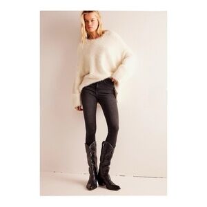 We The Free Raw High-Rise Jegging in Black NWOT